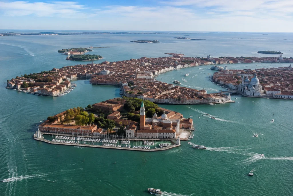 Como surgiu Veneza construída sobre ilhas na lagoa
